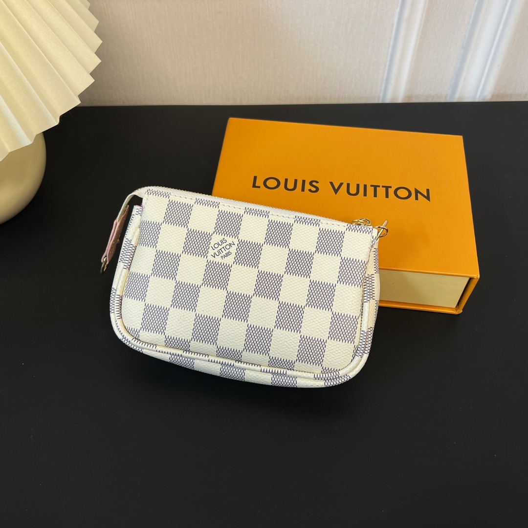 Louis Vuitton Multi Pochette Accessories Mini Bag Purse
