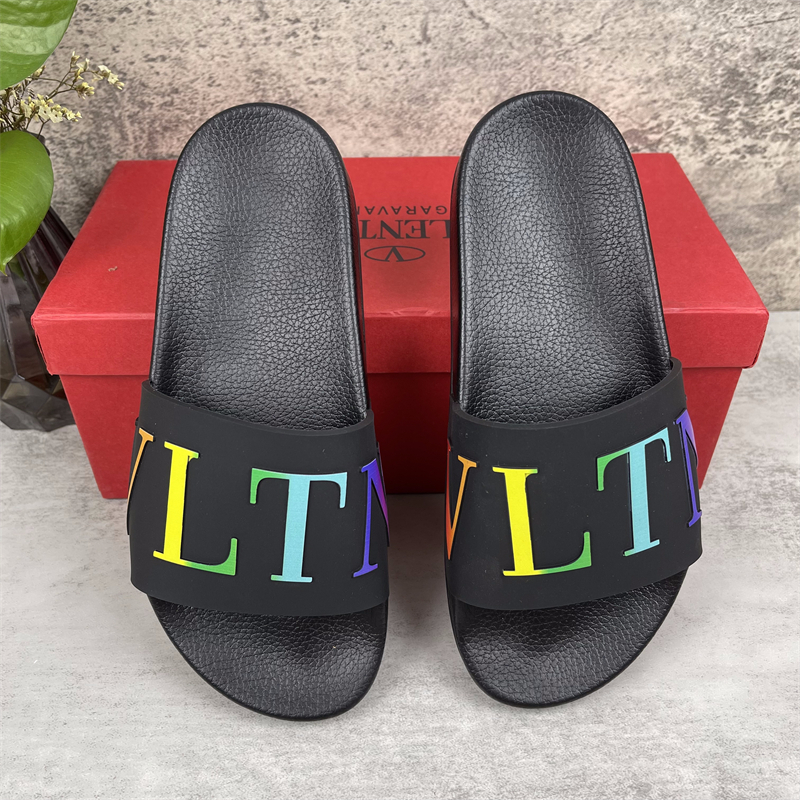 Valentino Rubber Simple And Casual Slide Sandal(Replica)
