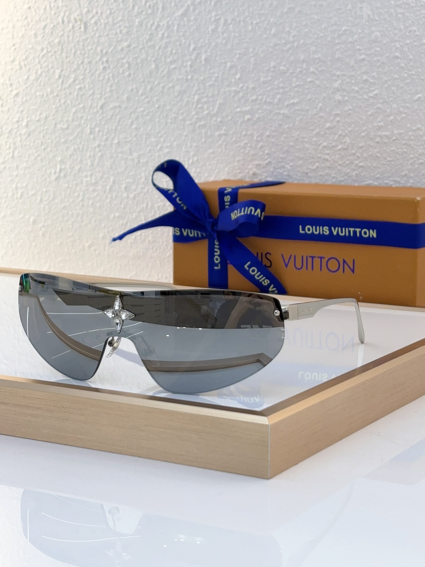 Louis Vuitton LV Sunglasses