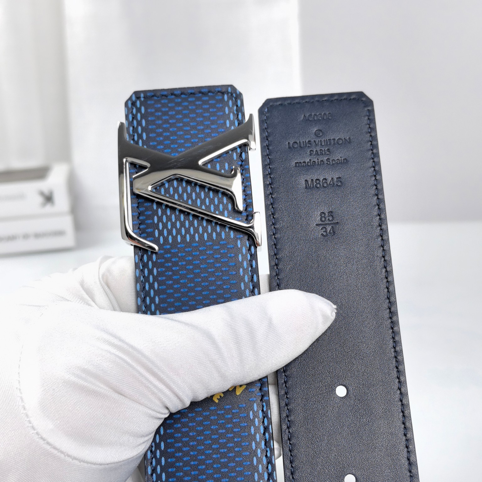 Louis Vuitton LV Leather Belts 1:1 Mirror Version