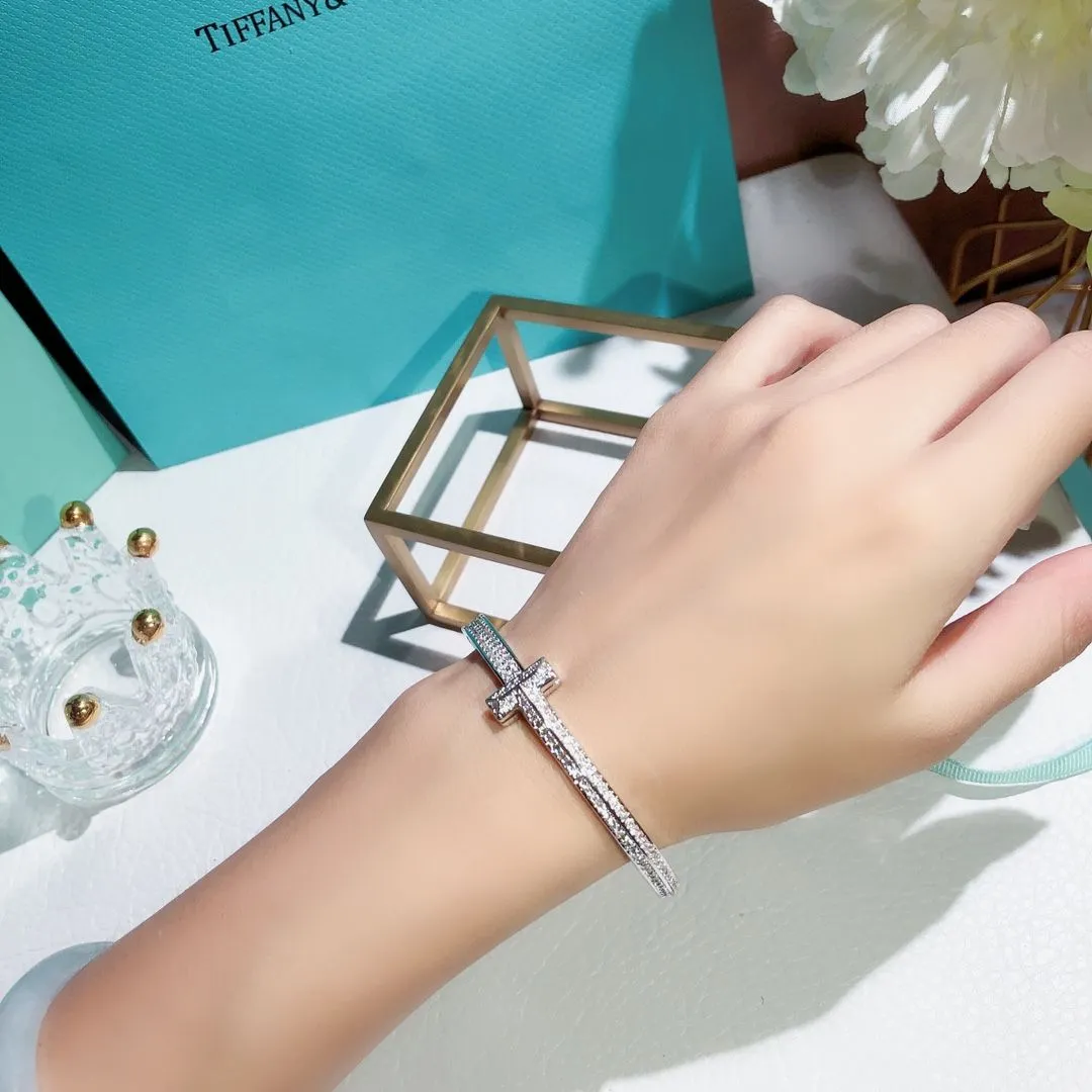 Luxury Tiffany Tiffany T1 Paved Diamonds Wide Bracelet Silver/Yellow Gold/Rose Gold