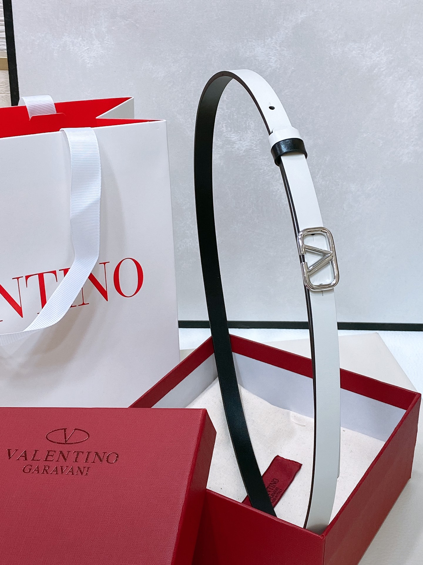 Valentino Leather Belts 1:1 Mirror Version