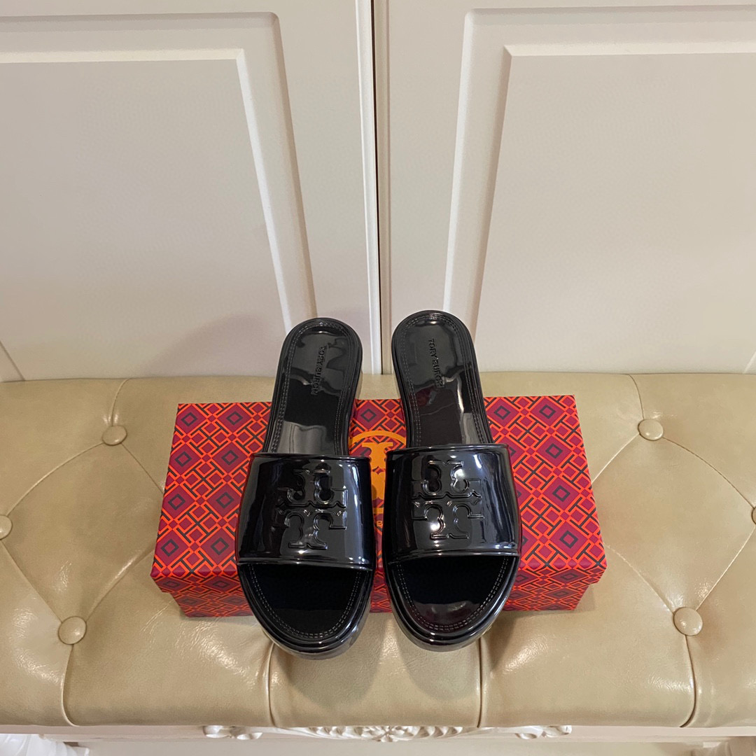 Tory Burch Rubber  Fashion Flip-flops Sandals Slide (Replica)