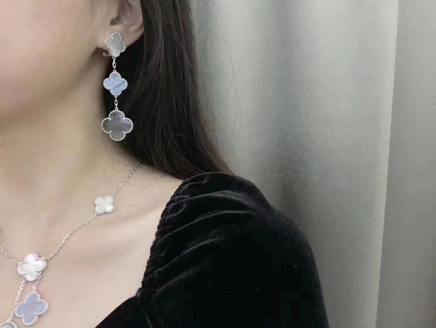 Van Cleef & Arpels Magic Alhambra earrings, 3 motifs