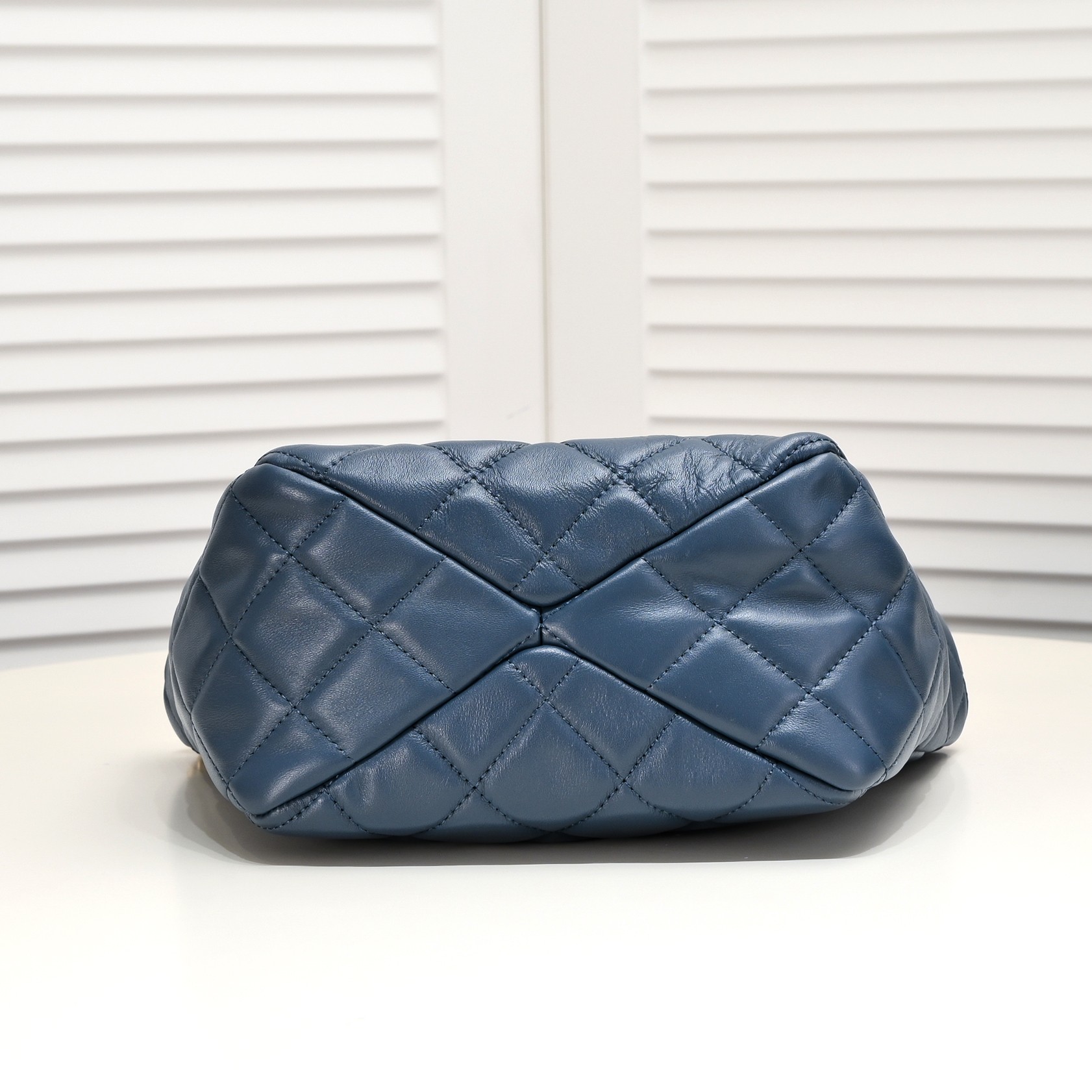 Chanel CC 2Way Chain Shoulder Tote Bag  Leather Shoulder Bag Handbag