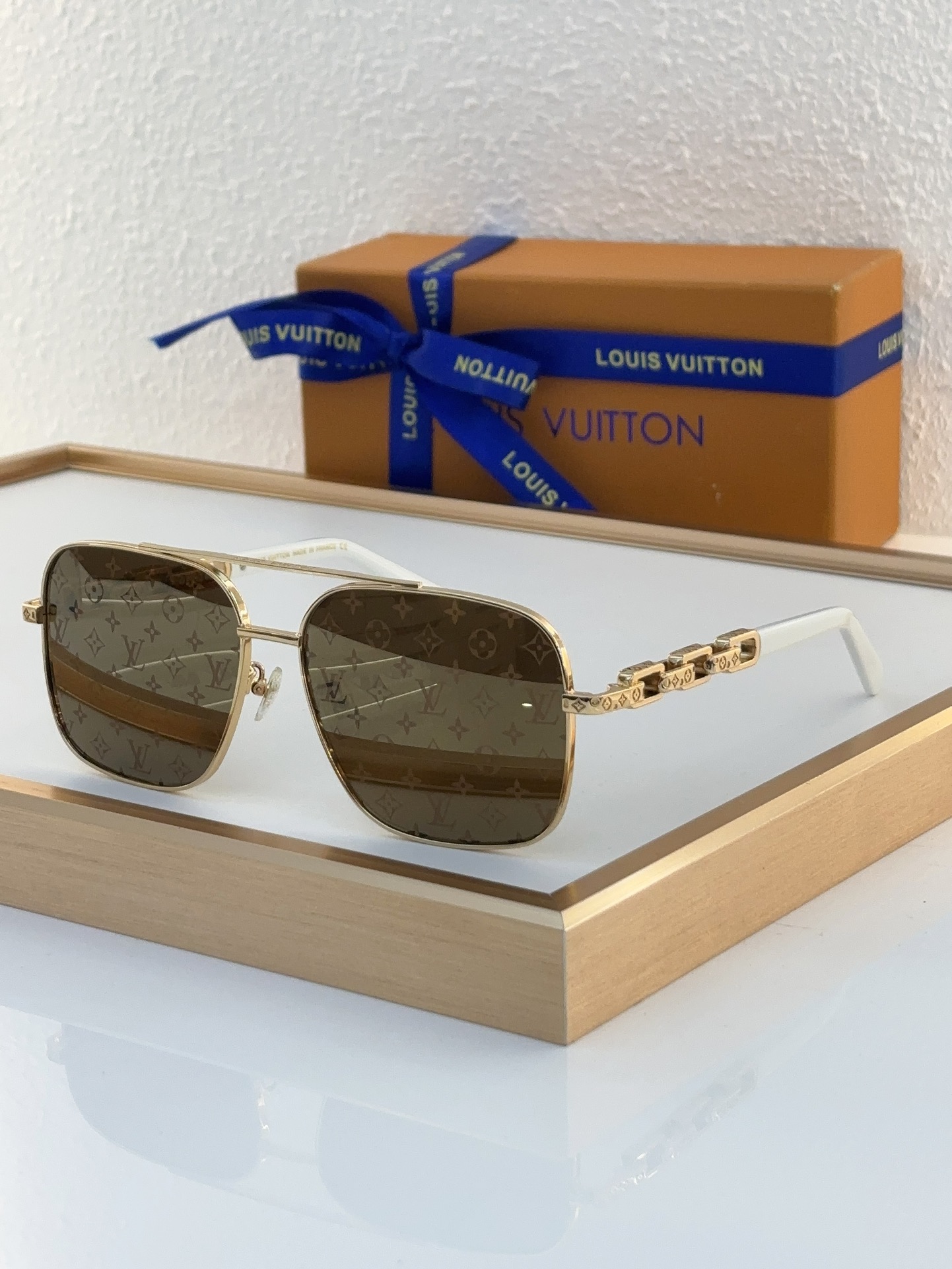 Louis Vuitton LV Sunglasses
