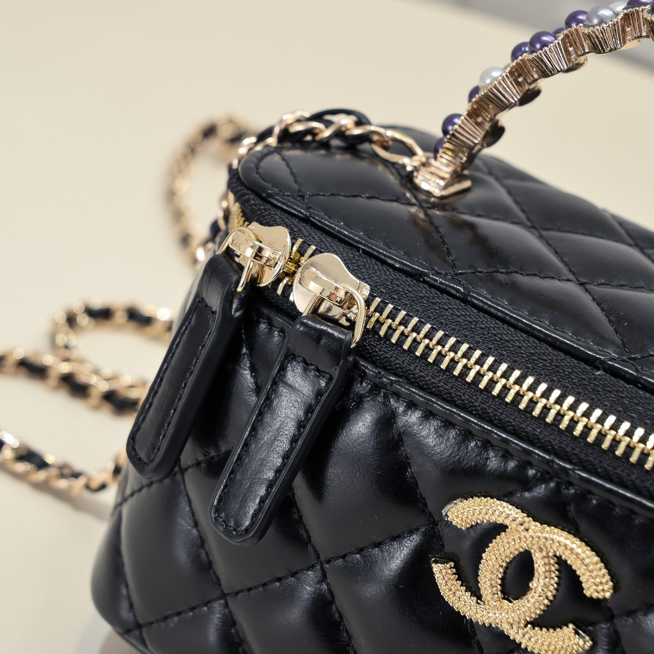 Chanel Pearl Handle Box Bag Makeup Shoulder Bag Handbag