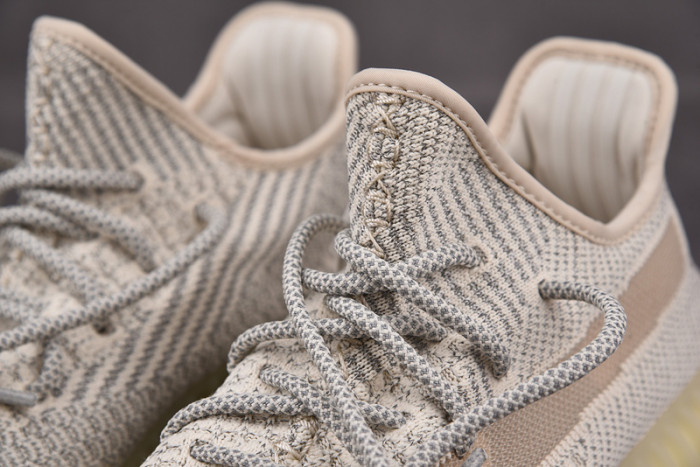 Yeezy Boost 350 V2 Lundmark Reflective FV3254