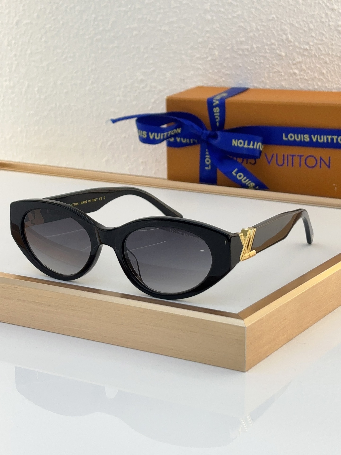 Louis Vuitton LV Sunglasses