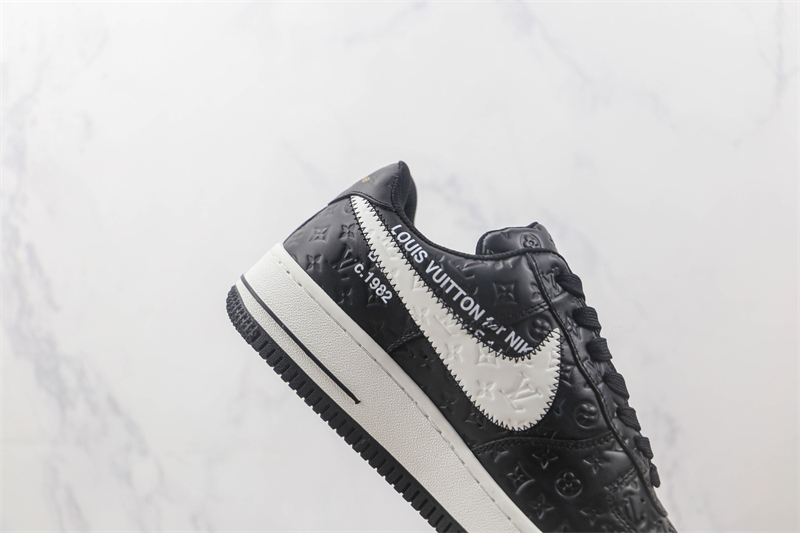 Louis Vuitton x Nike Air Force 1'07 LV8 Low Black/white/LV Monogram