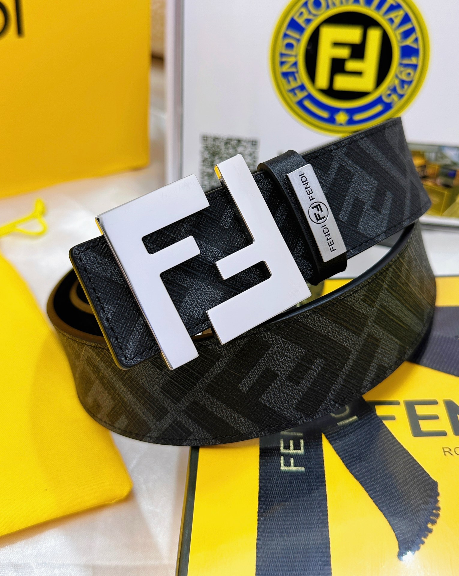 Fendi Leather Belts 1:1 Mirror Version