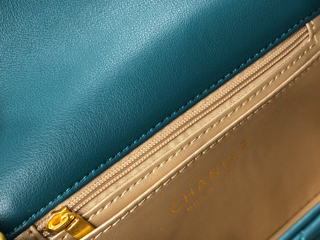 Chanel Cross Body Metal Ball Chain Shoulder Bag Handbag