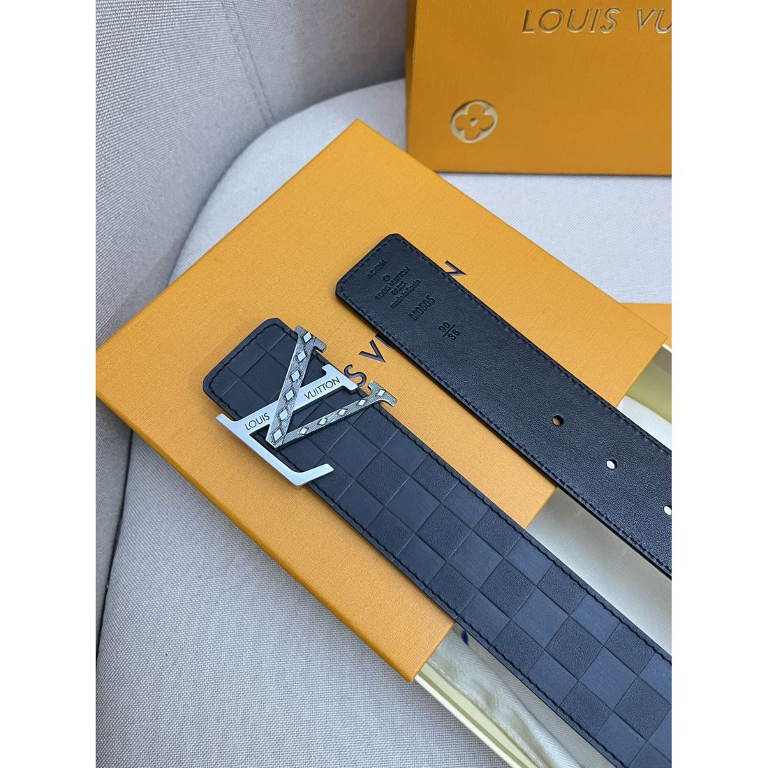 Lv Plaid Calfskin Pure Steel Men's Belt