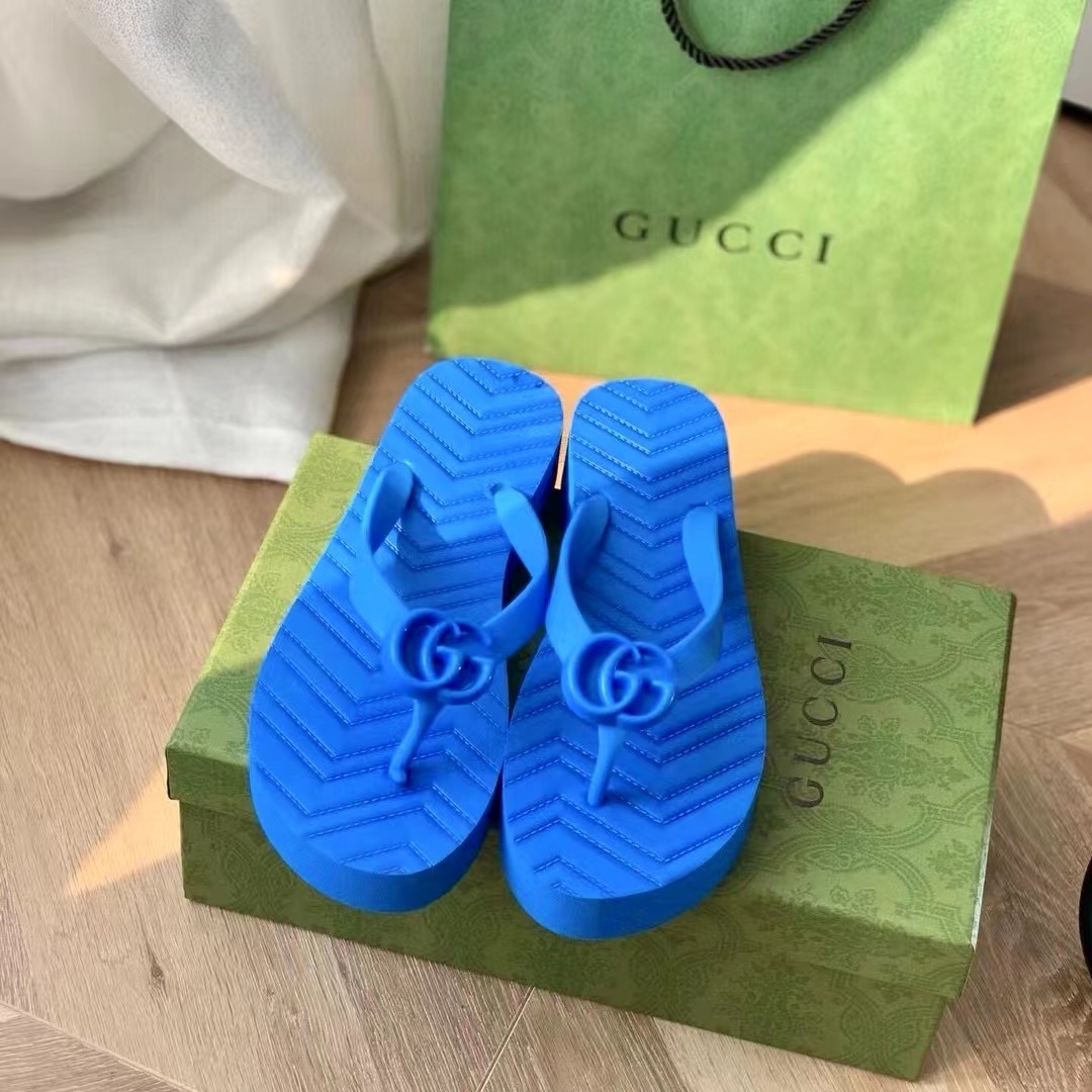Gucci Shoes V-shaped toe clamp Band drill Slide Sandal (Replica)
