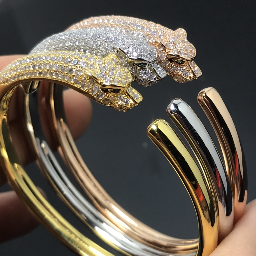 PANTHÈRE DE CARTIER BRACELET