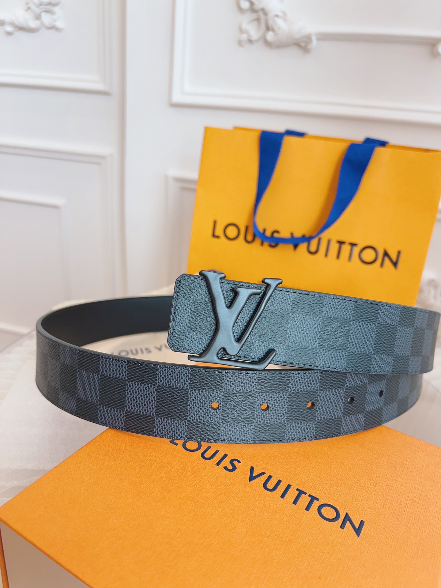 Louis Vuitton LV Leather Belts 1:1 Mirror Version