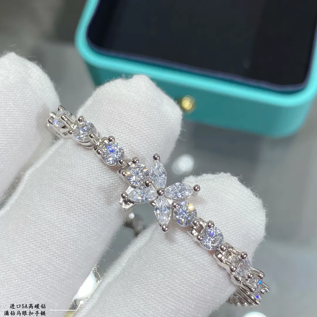 Tiffany Tennis Bracelet in Platinum with Diamonds