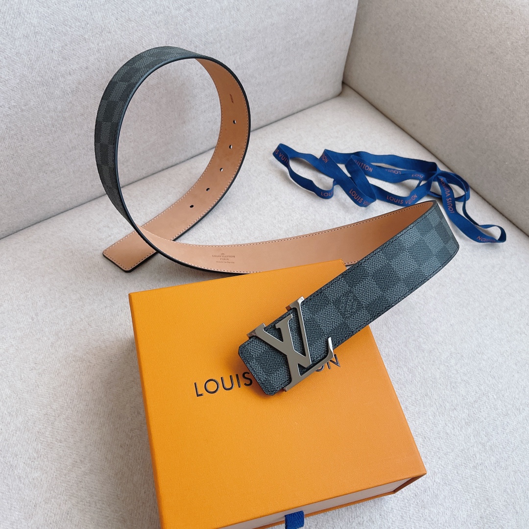 Louis Vuitton LV Leather Belts 1:1 Mirror Version