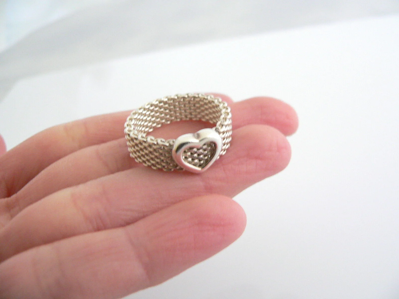 Tiffany & Co Silver Heart Mesh Ring Sz 7.75 Rare Gift Love Weave Statement