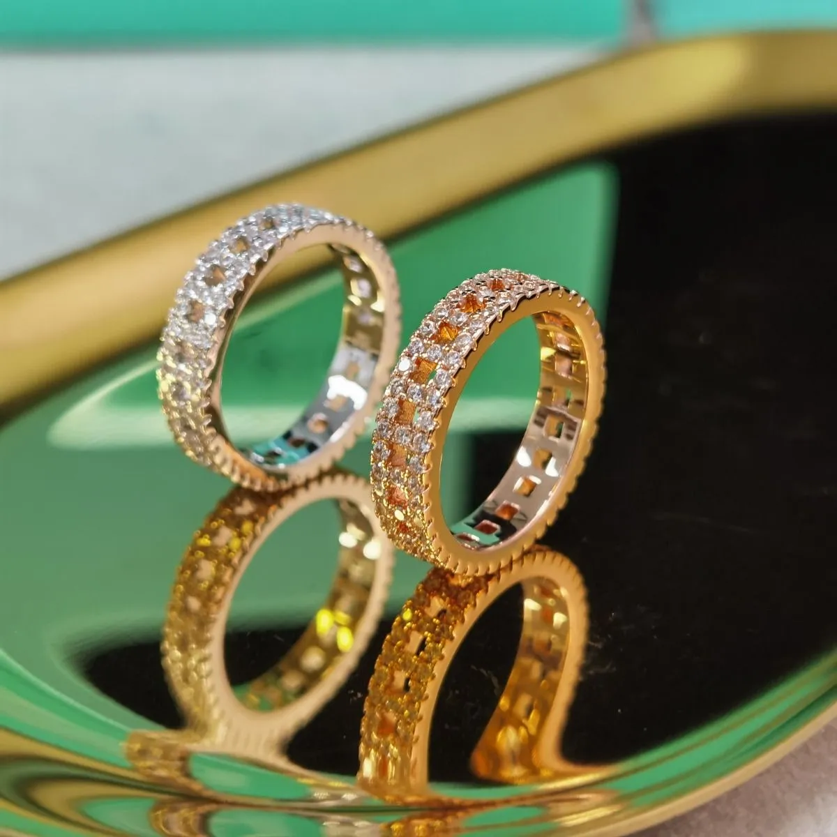 Nice Price Tiffany Female Tiffany T Paved Diamonds 5.5MM True Wide Ring White Gold/ Yellow Gold