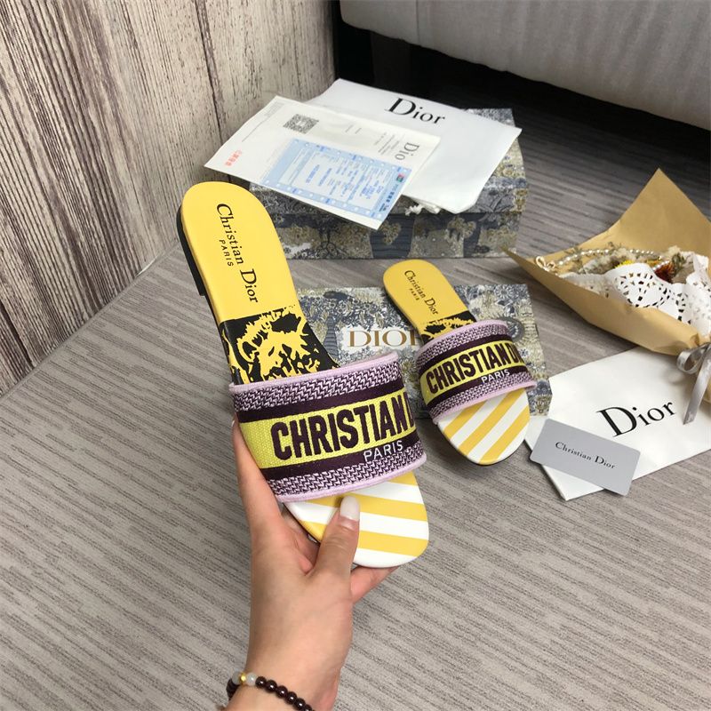Dior DWAY Slide Slipper Sandals (Replica)