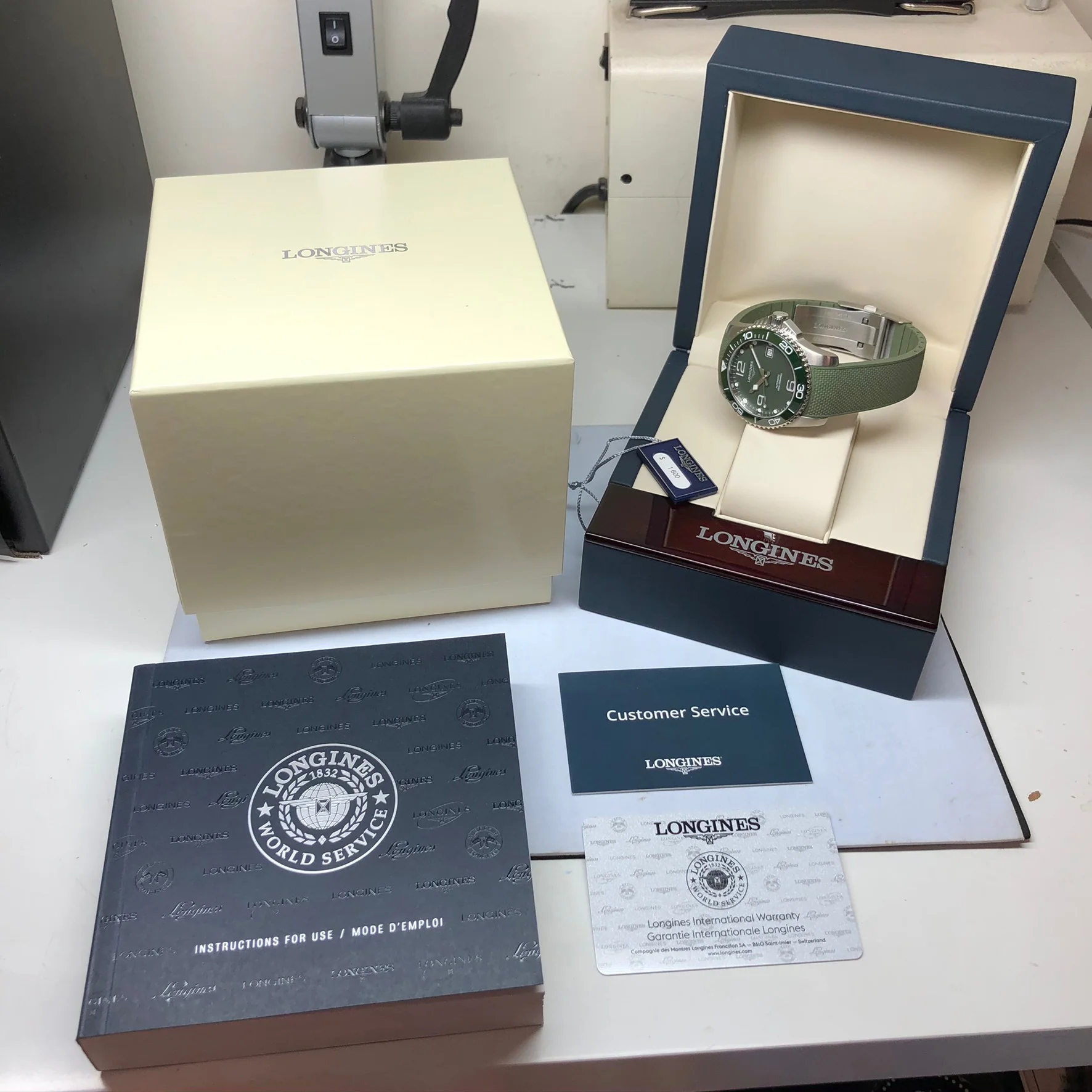 Hydroconquest 41MM Automatic Green Ceramic Diving Watch L37814069