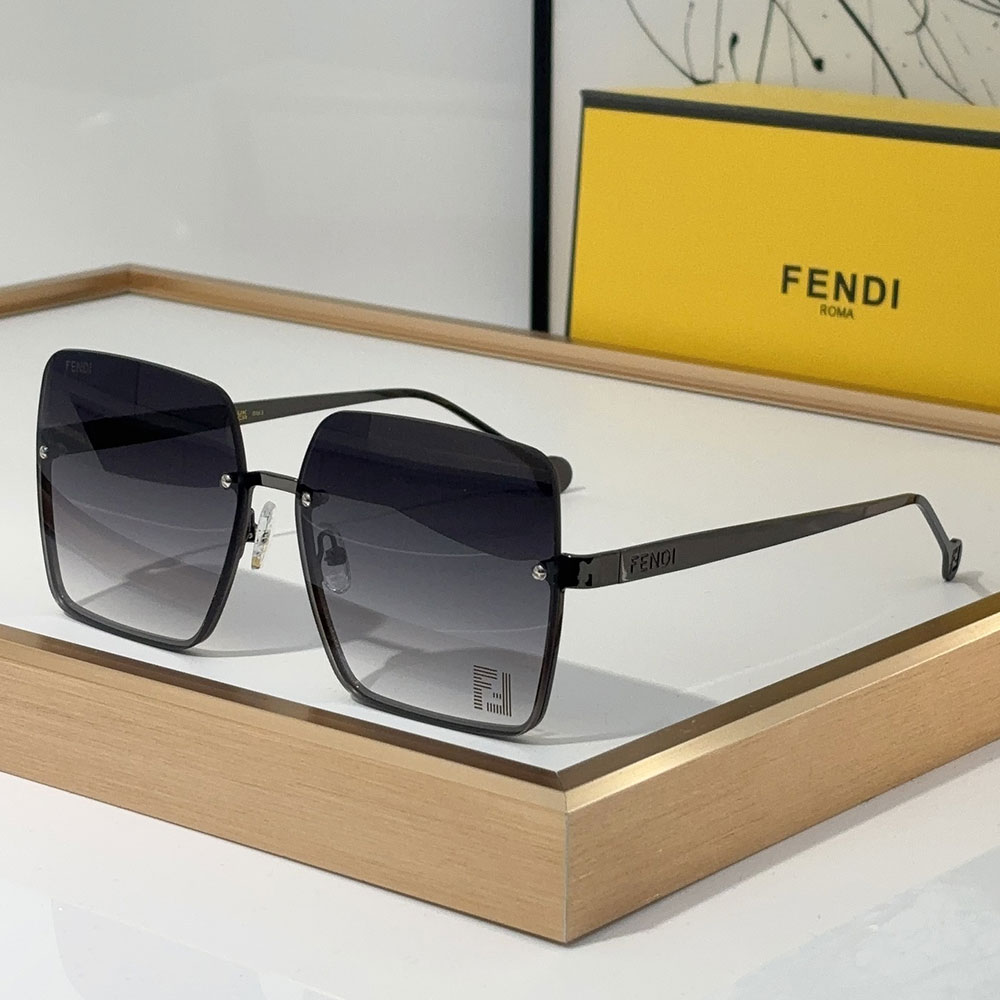 Fendi Butterfly Metal Frame Mirror Sunglasses Top quality （Replica）