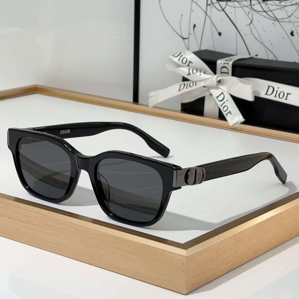 Dior  Hinge Design Acetate Fibre sunglasses  Top quality  (Replica）