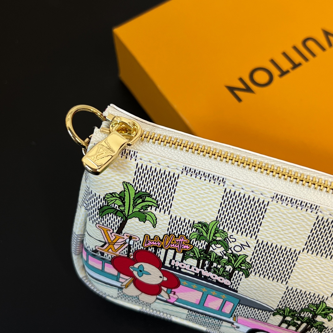 Louis Vuitton Multi Pochette Accessories Mini Bag Purse