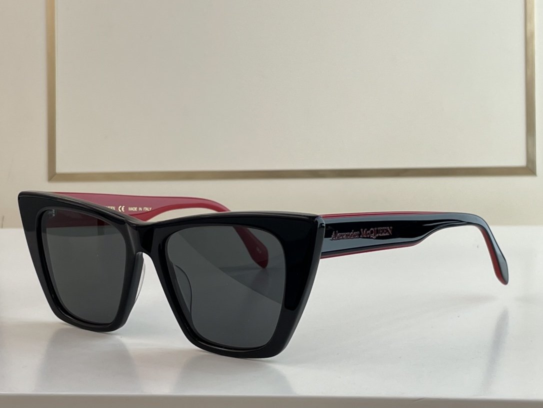 Alexander McQueen Sunglasses