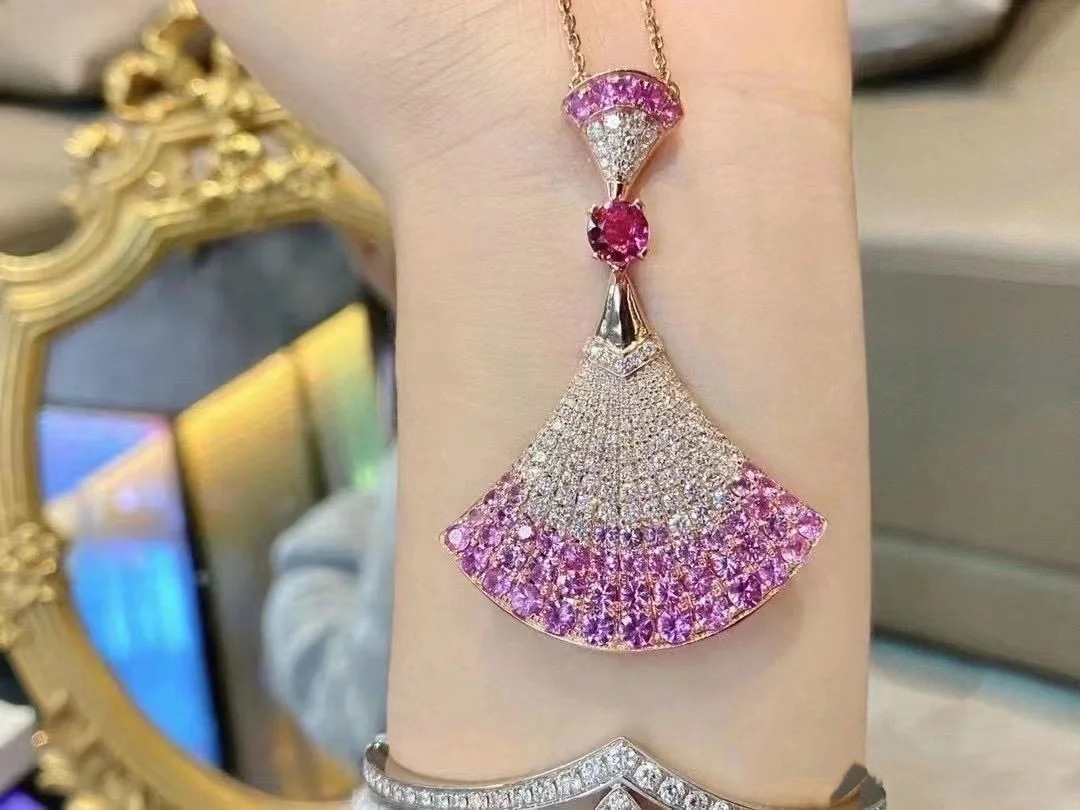 BVLGARI DIVAS' DREAM NECKLACE