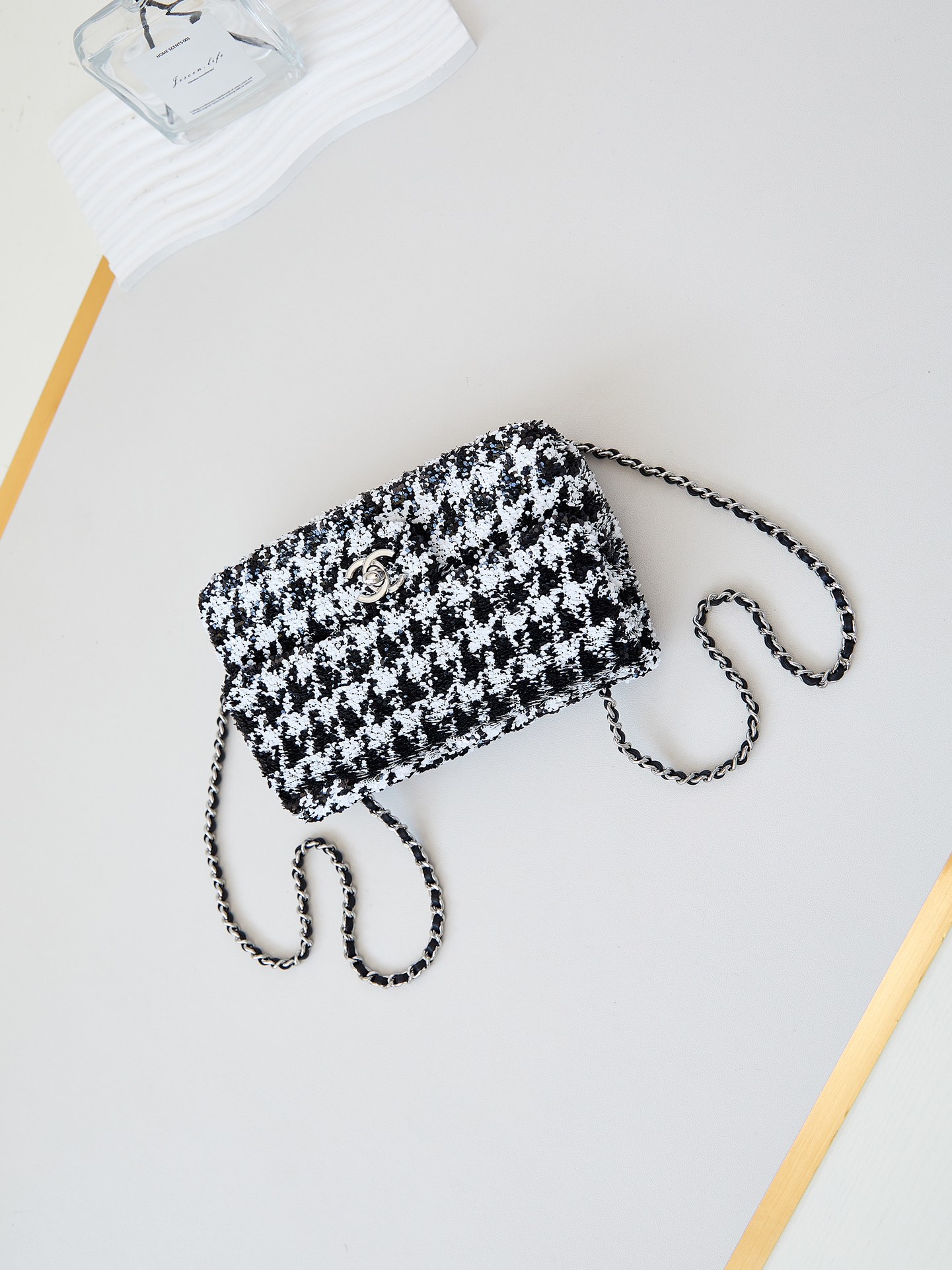 Chanel 10A Handbag Shoulder Bag Top Mirror Quality Version CHANEL CF AS4297