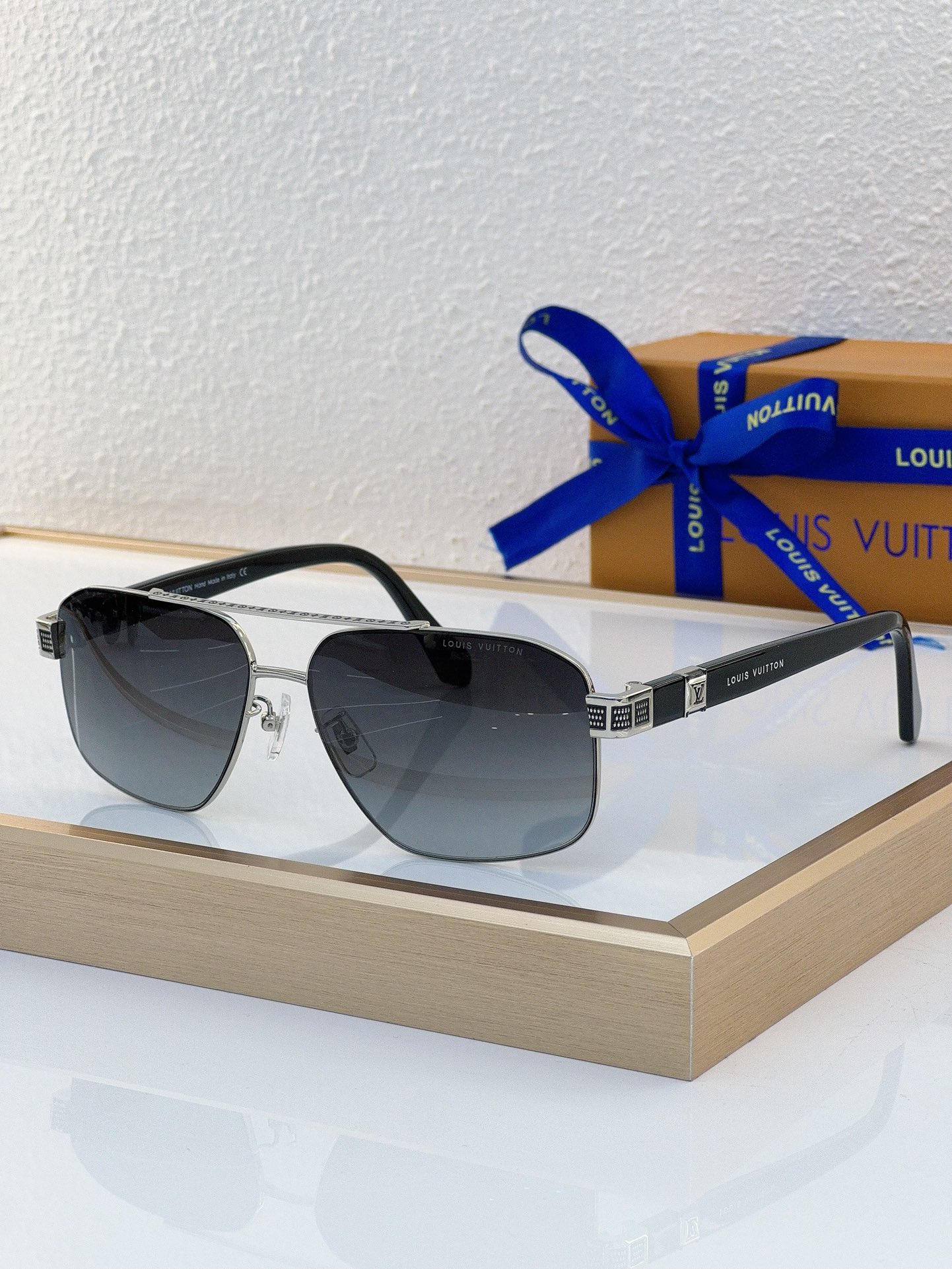 Louis Vuitton LV Sunglasses