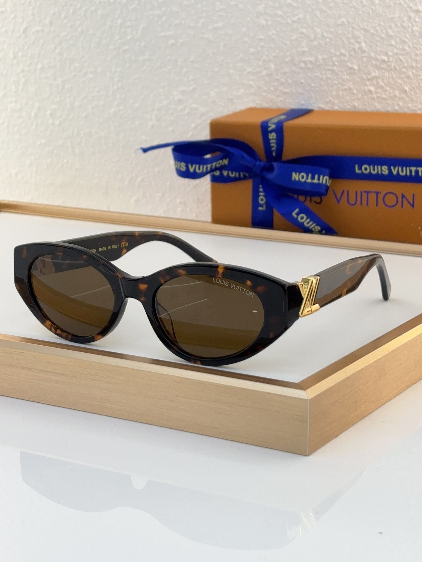 Louis Vuitton LV Sunglasses