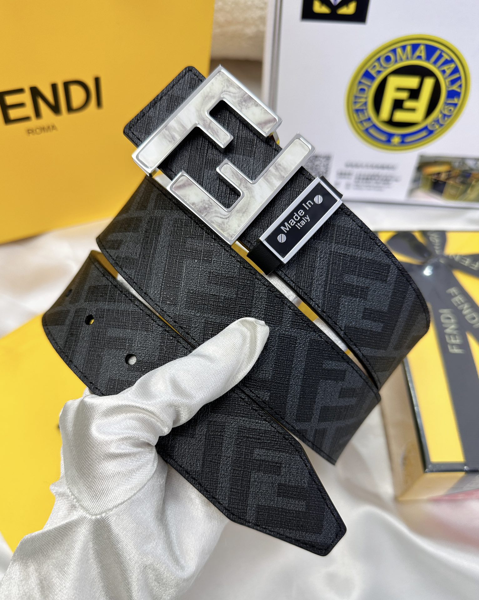 Fendi Leather Belts 1:1 Mirror Version