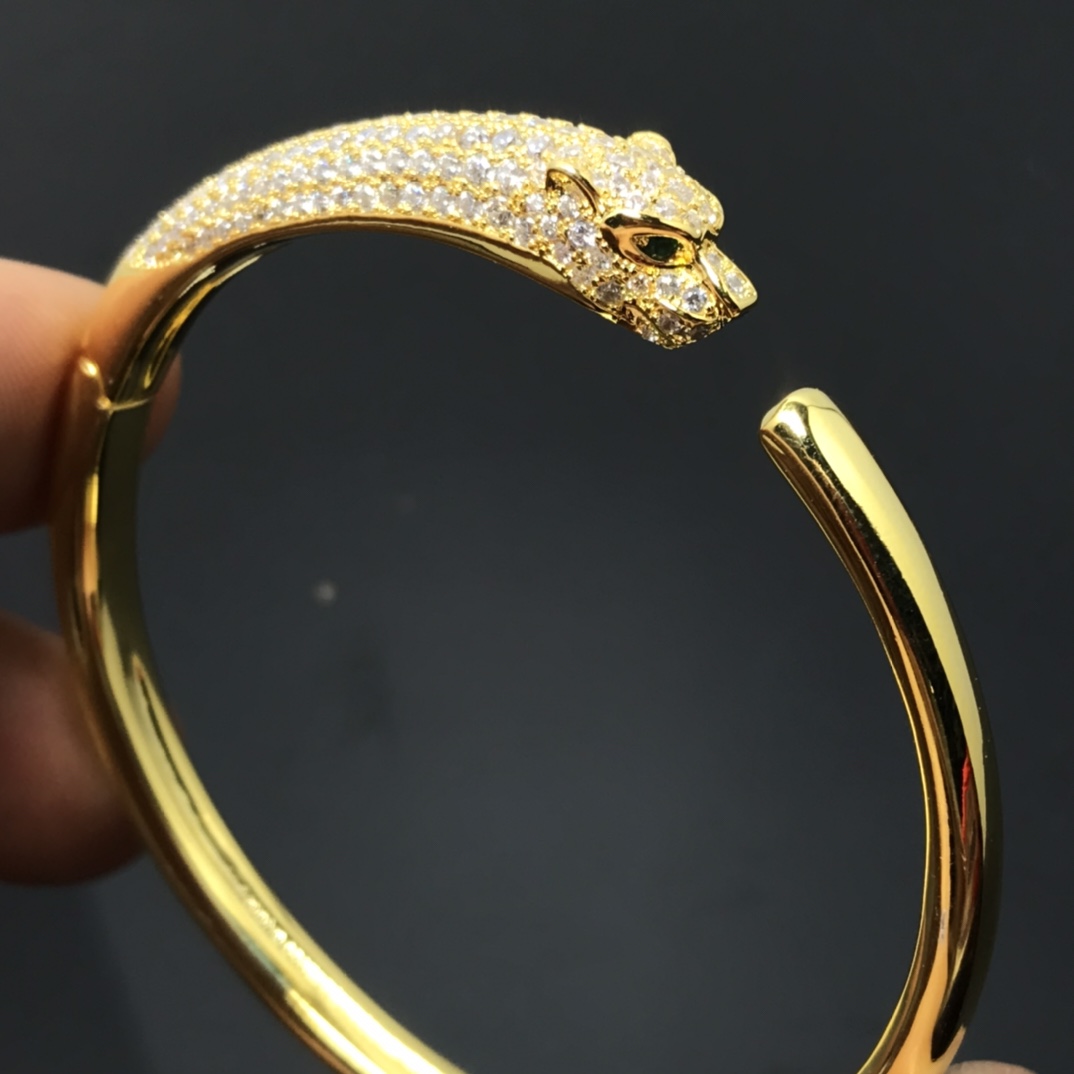 PANTHÈRE DE CARTIER BRACELET
