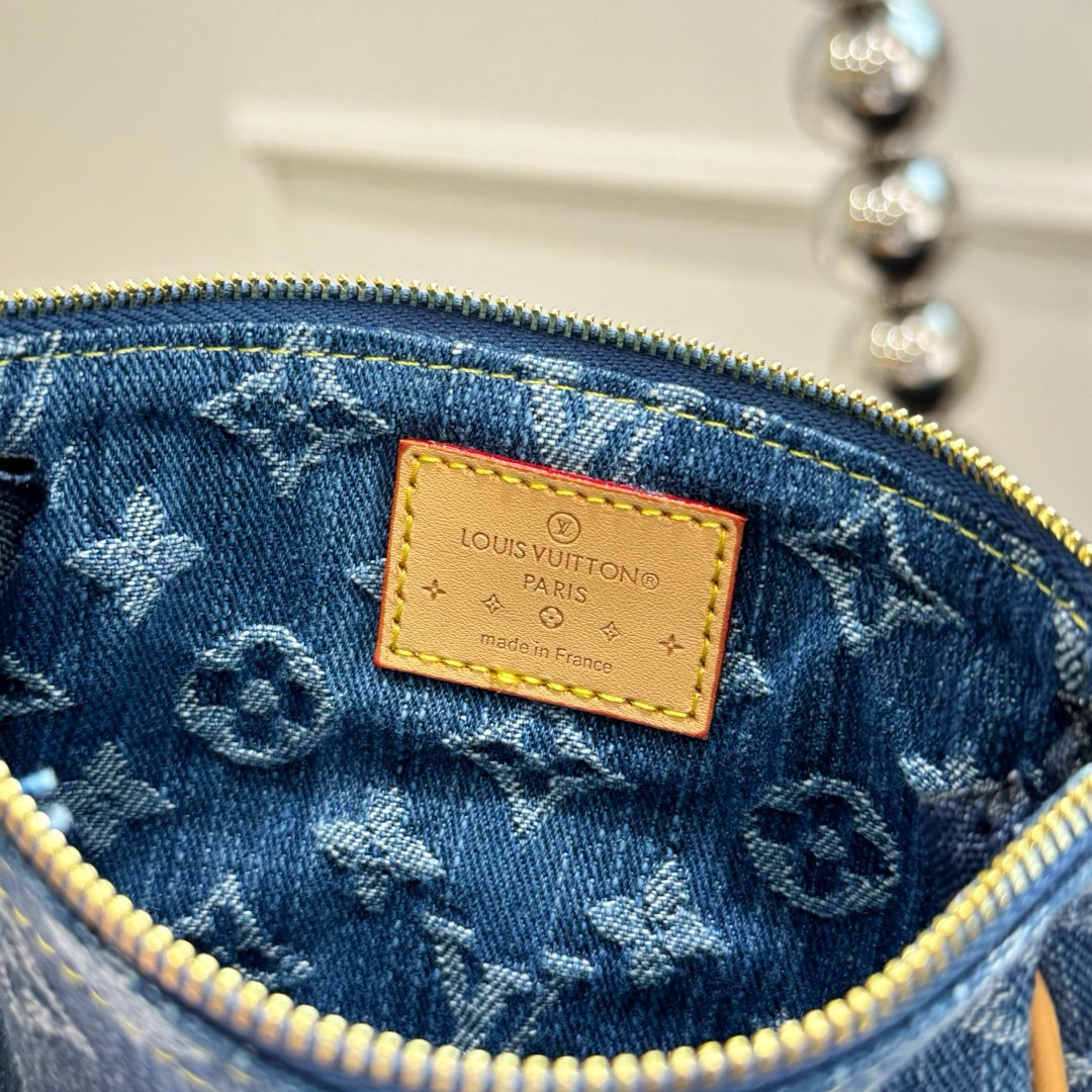 Louis Vuitton Multi Pochette Accessories Mini Bag Purse