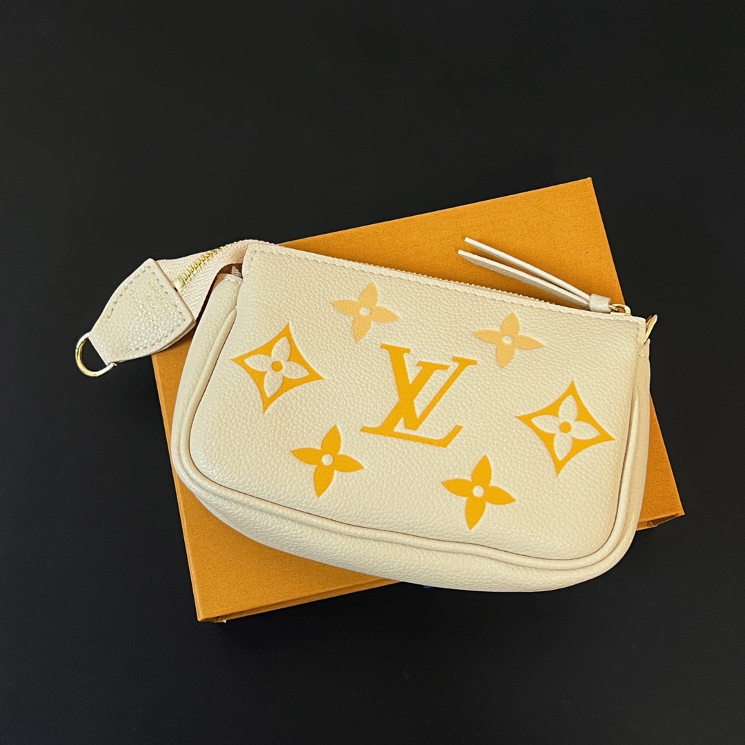 Louis Vuitton Multi Pochette Accessories Mini Bag Purse