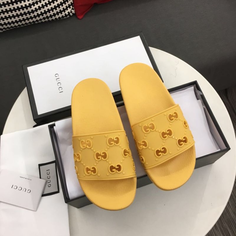 Gucci Womns GG Slide Rubber Sandals 573922 (Replica)