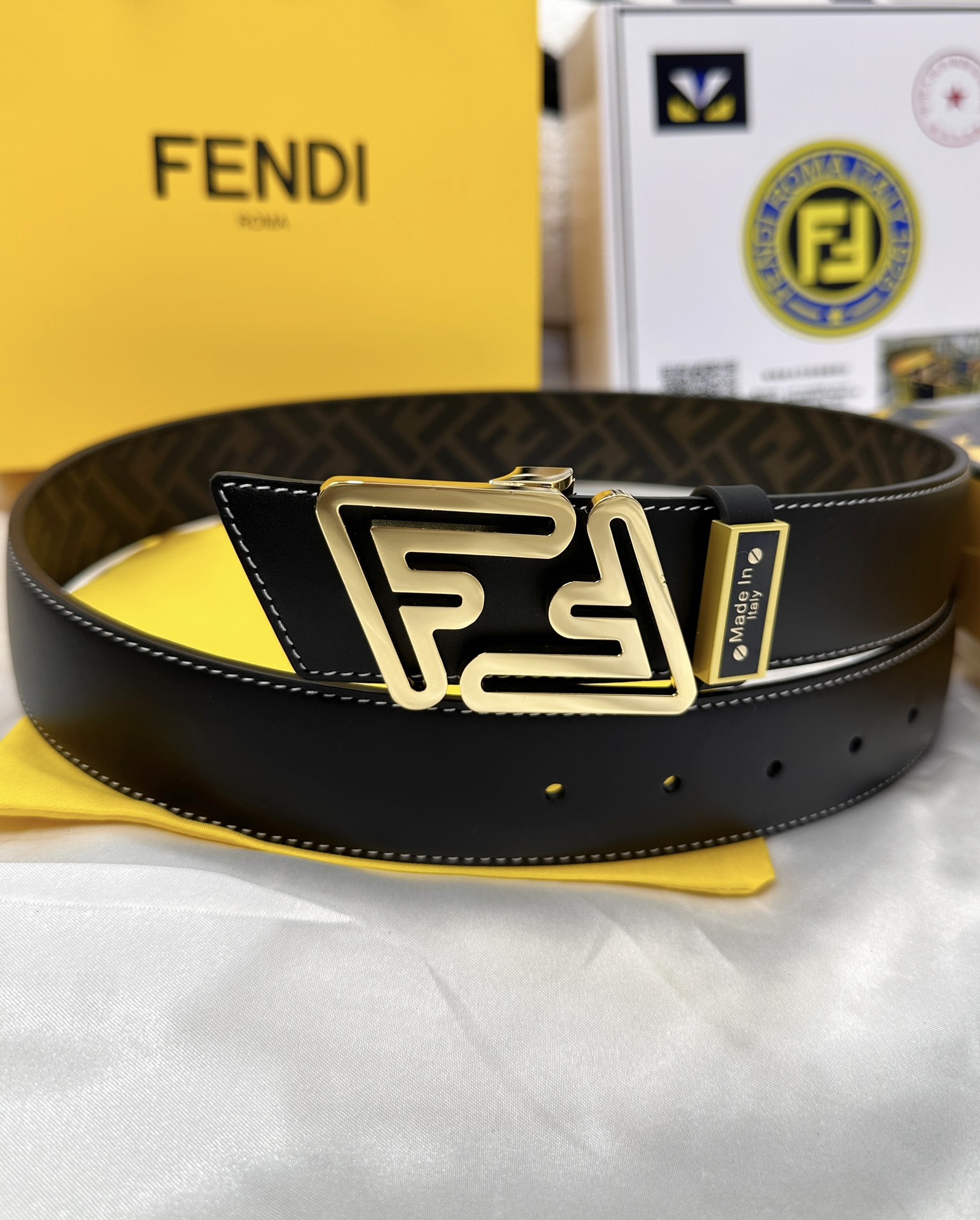 Fendi Leather Belts 1:1 Mirror Version