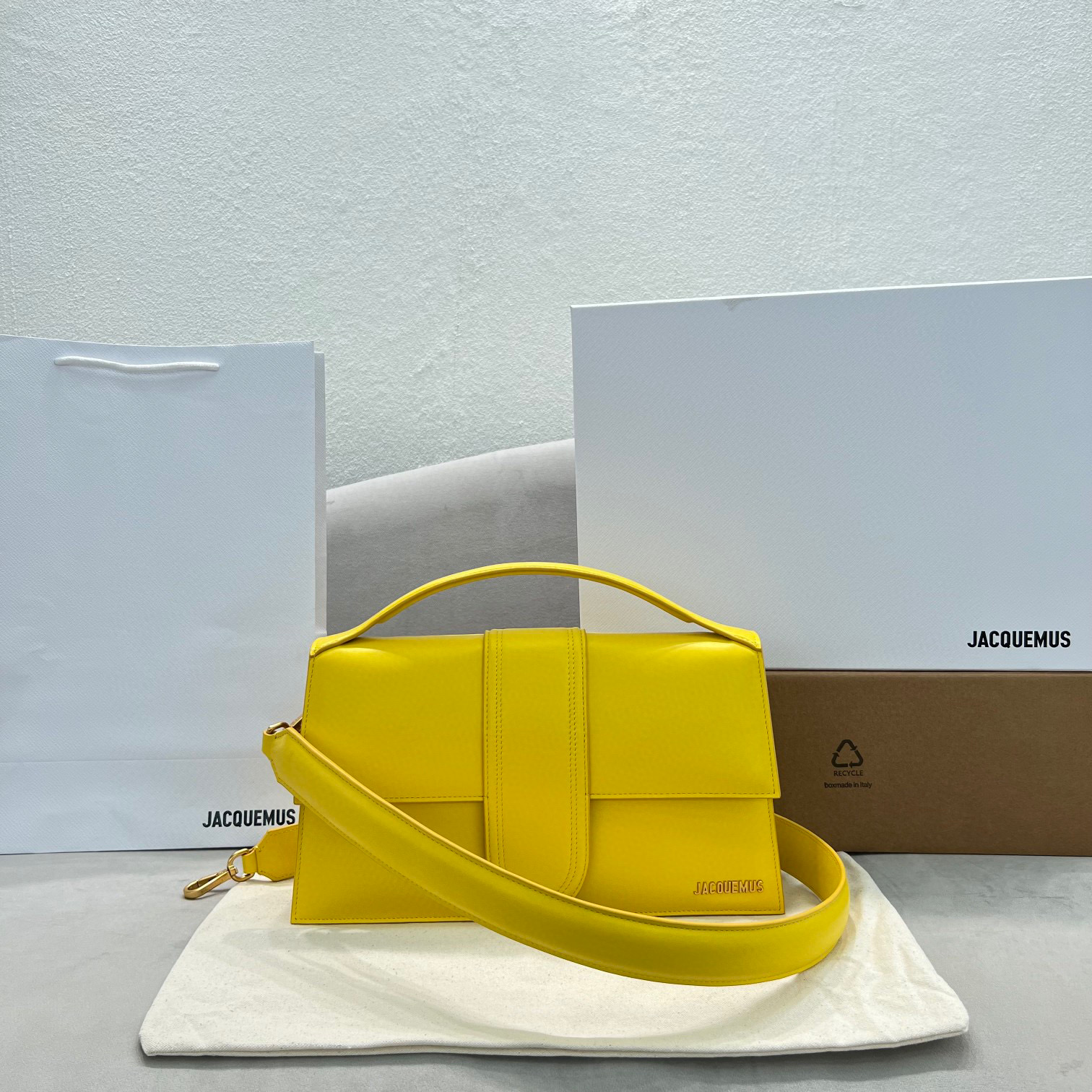 Jacquemus Le Bambinou Shoulder Bag Handbag (Replica)