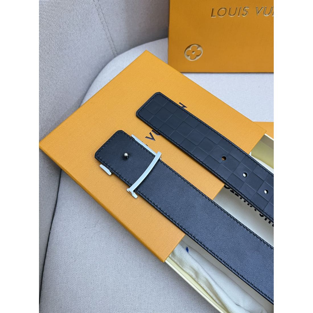 Lv Plaid Calfskin Pure Steel Men's Belt