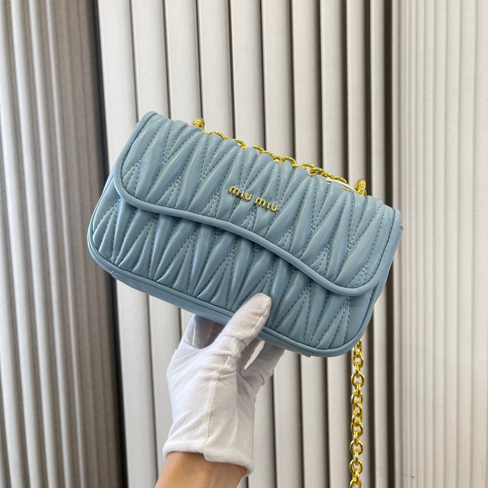 Miumiu Lambskin Shoulder Bag Crossbody Bag（Replica）
