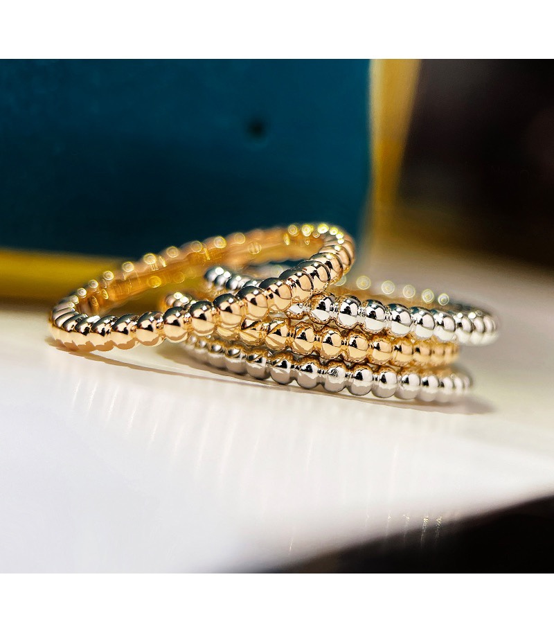 Van Cleef & Arpels Bead Ring