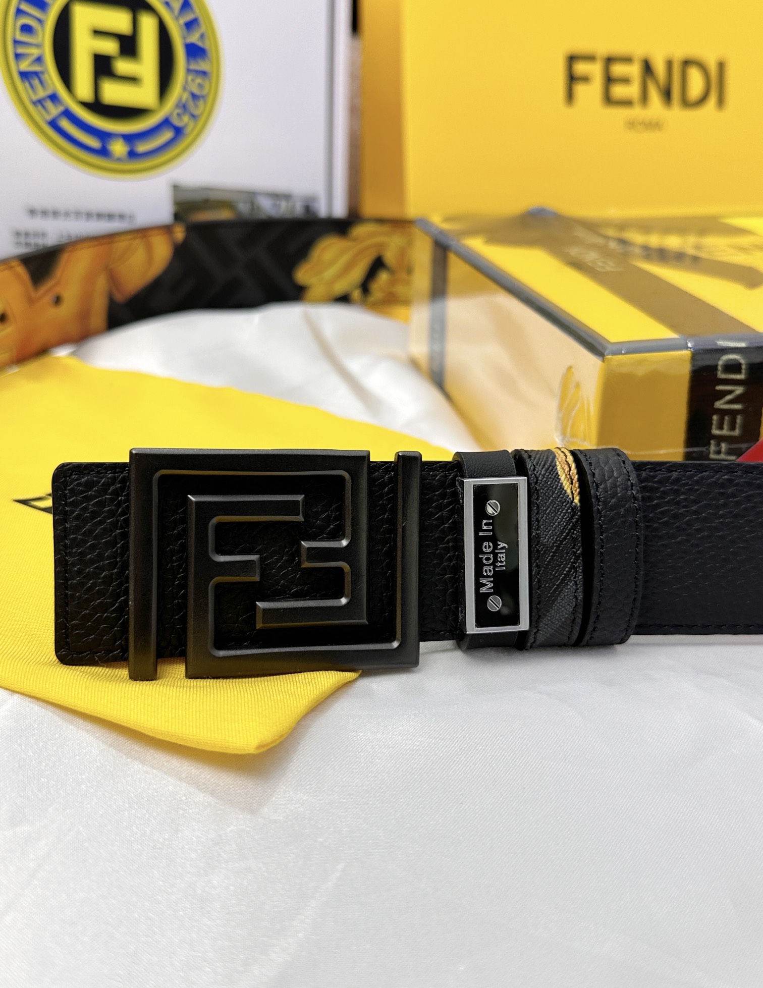 Fendi Leather Belts 1:1 Mirror Version