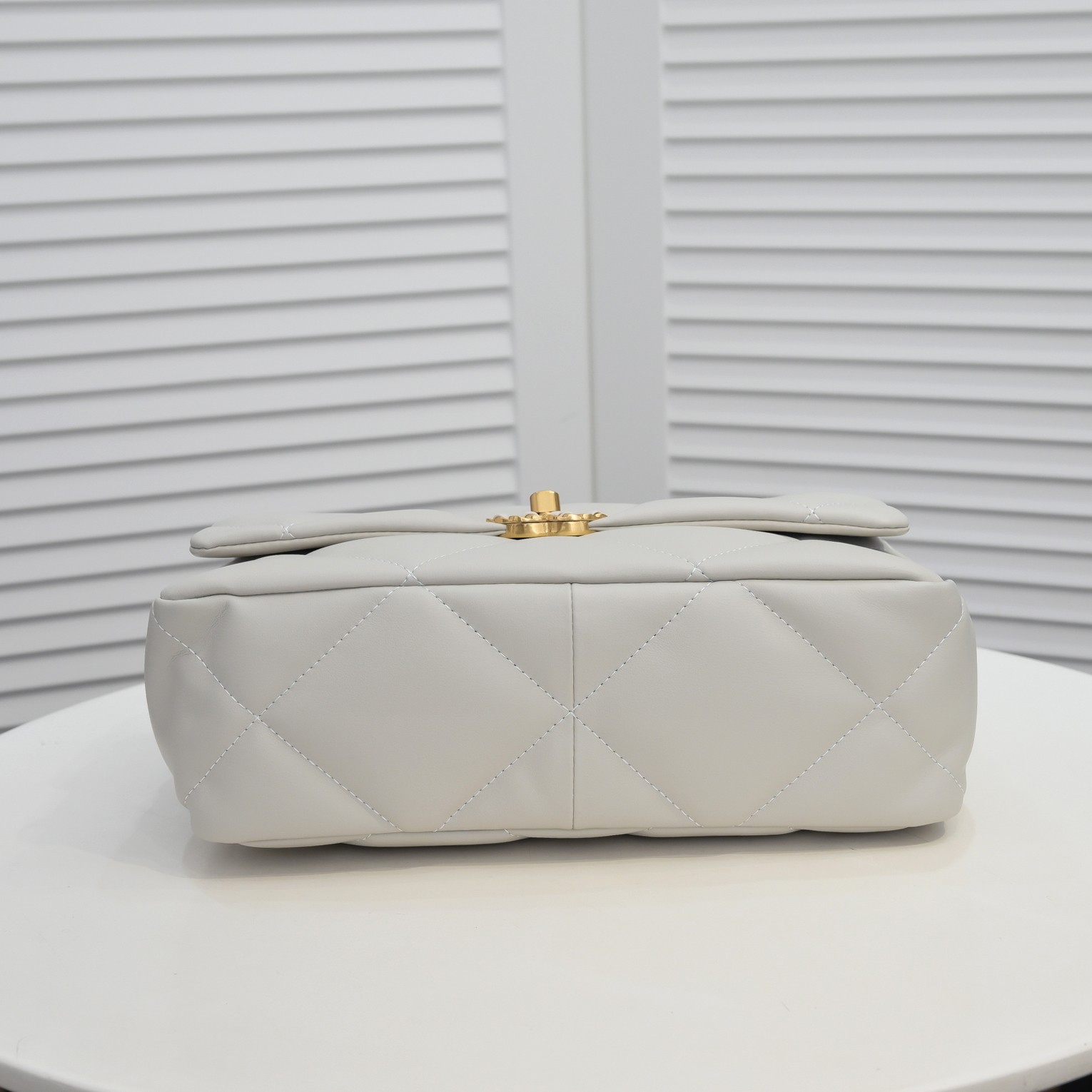 Chanel Lambskin Quilted Medium19 Flap Shoulder Bag Handbag