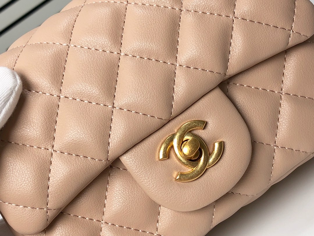 Chanel Cross Body Metal Ball Chain Shoulder Bag Handbag