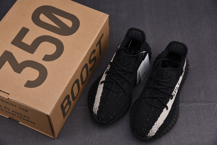 Yeezy Boost 350 V2 Oreo White Black BY1604