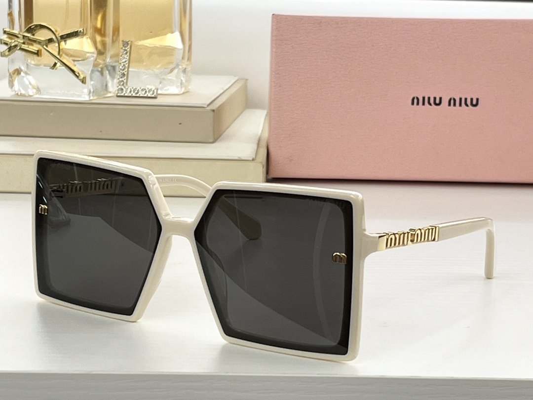 MiuMiu Sunglasses
