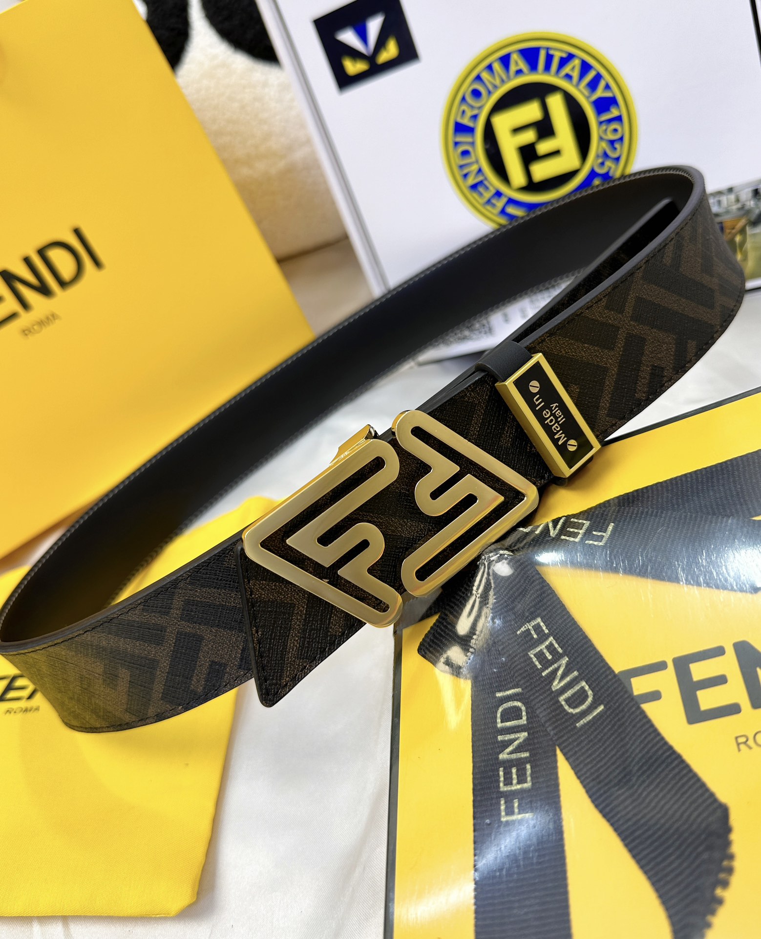 Fendi Leather Belts 1:1 Mirror Version